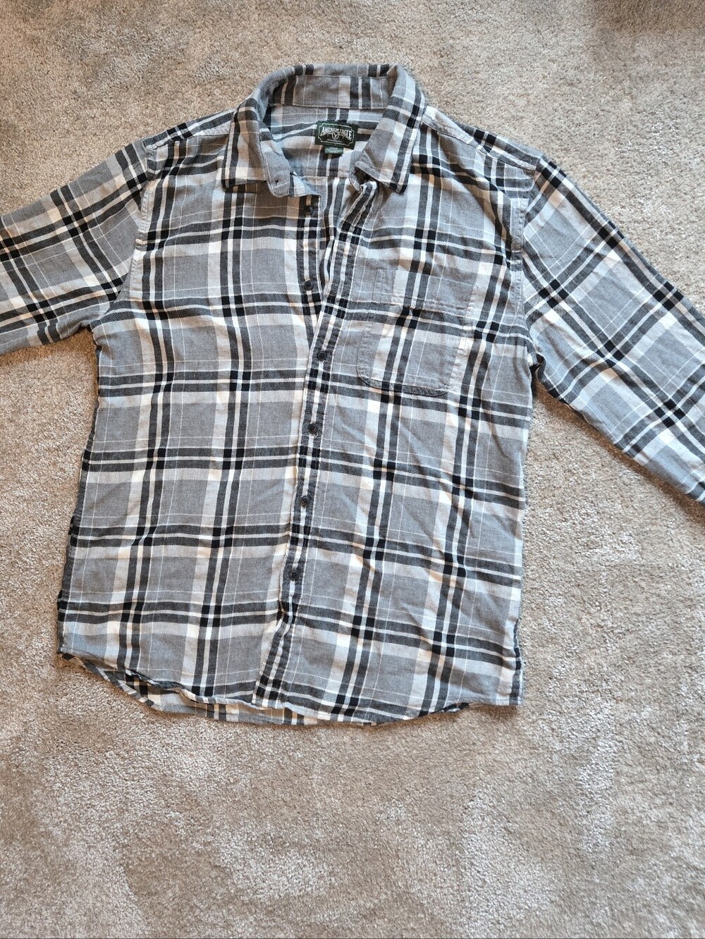 American Eagle Outfitters Gray and Black Plaid Button-Down Shirt